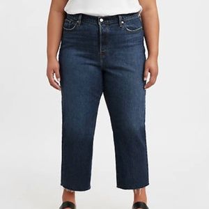 NWT Levi’s Premium Wedgie Straight Raw Hem Jean Size 20W